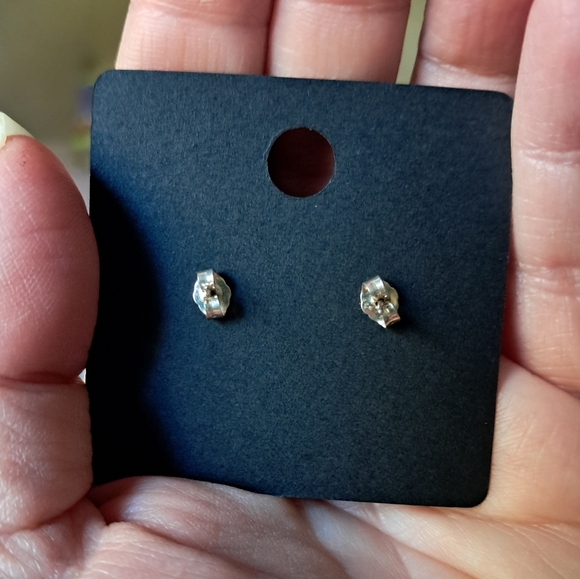 Vintage 12kt Gold & Sterling Silver Floral Earrings With Pearl Accent & Leaves - Picture 5 of 6